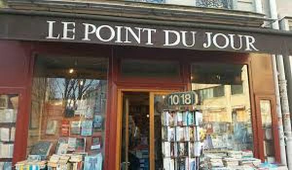 Devanture de la librairie "Point du jour"